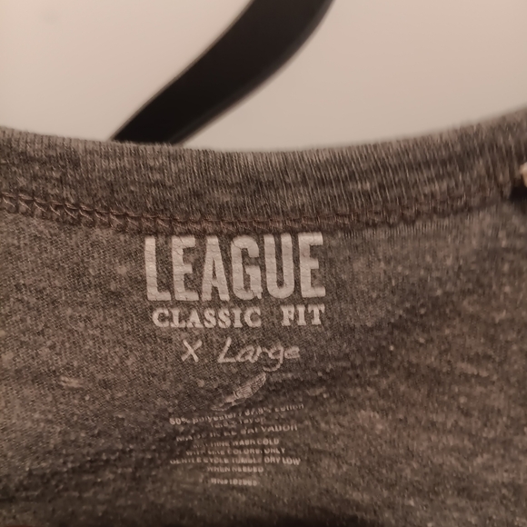 EUC Womens Indiana university Tee - Picture 2 of 3